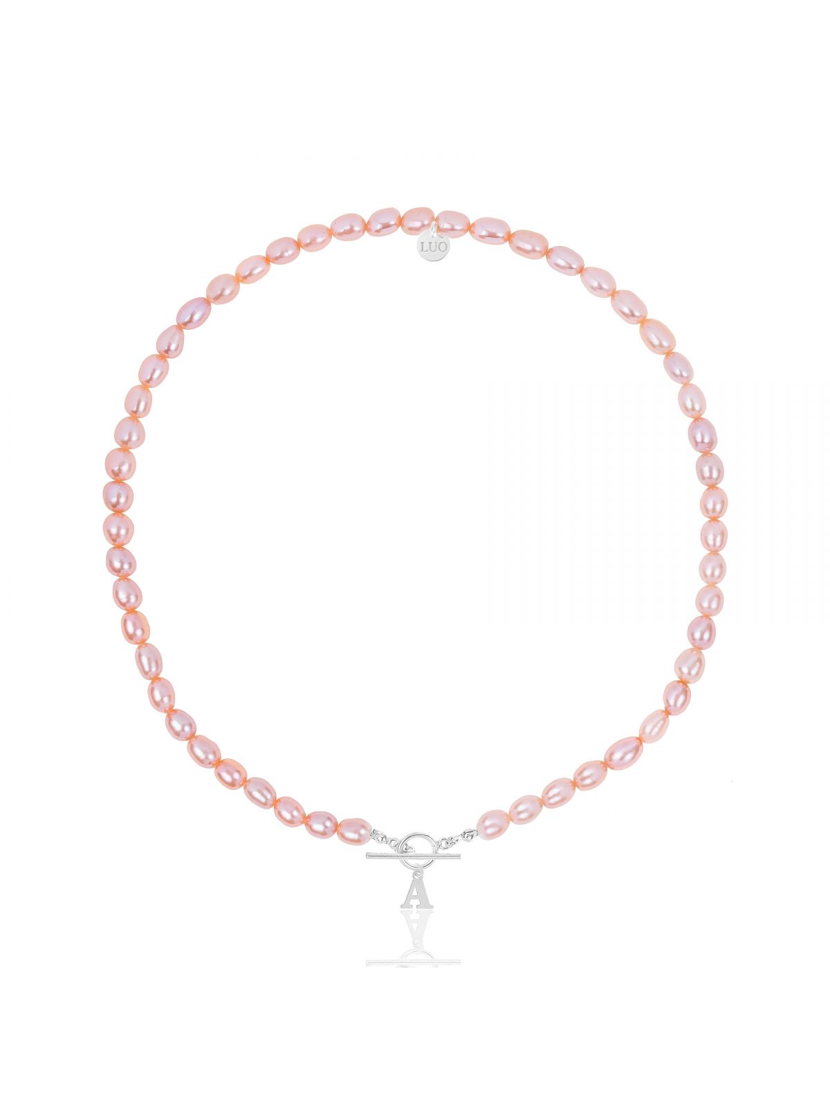 Naszyjnik z naturalnych różowych pereł ze srebrną literką